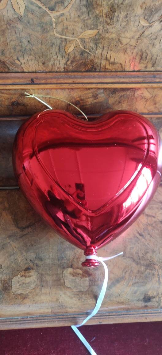 Red Metallic Heart Balloon, Valentines Wreath Attachment (22.5cm)