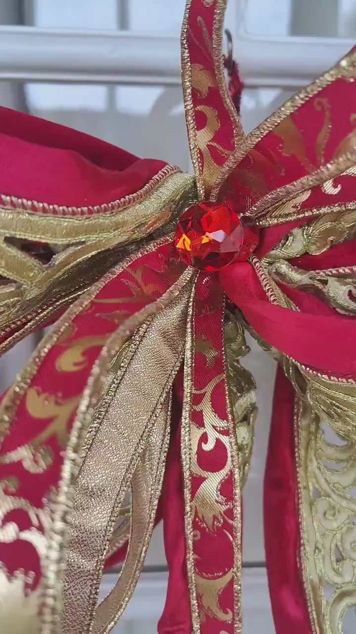 Gold and red wreath Christmas wreath diamante jewels gems