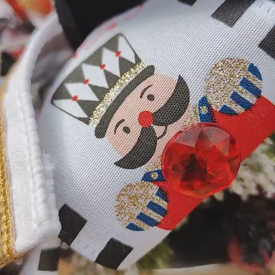 Christmas red and silver drum centrepiece tablecentre unique display Christmas tree decoration